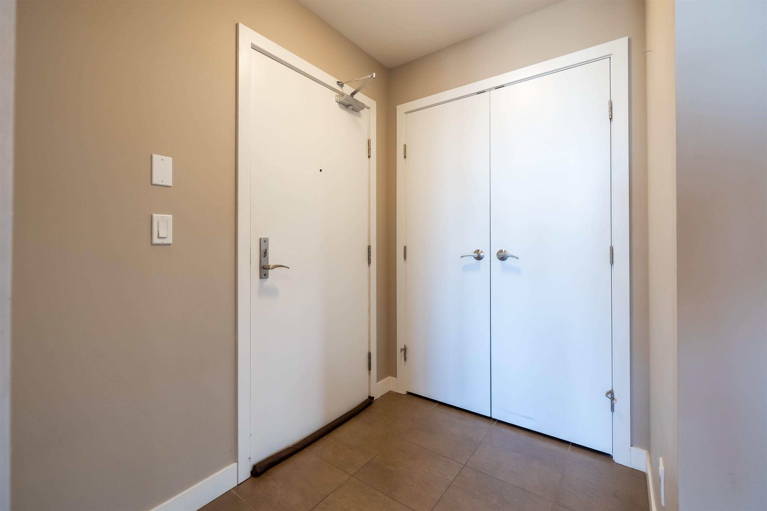 2950 King George Boulevard 402