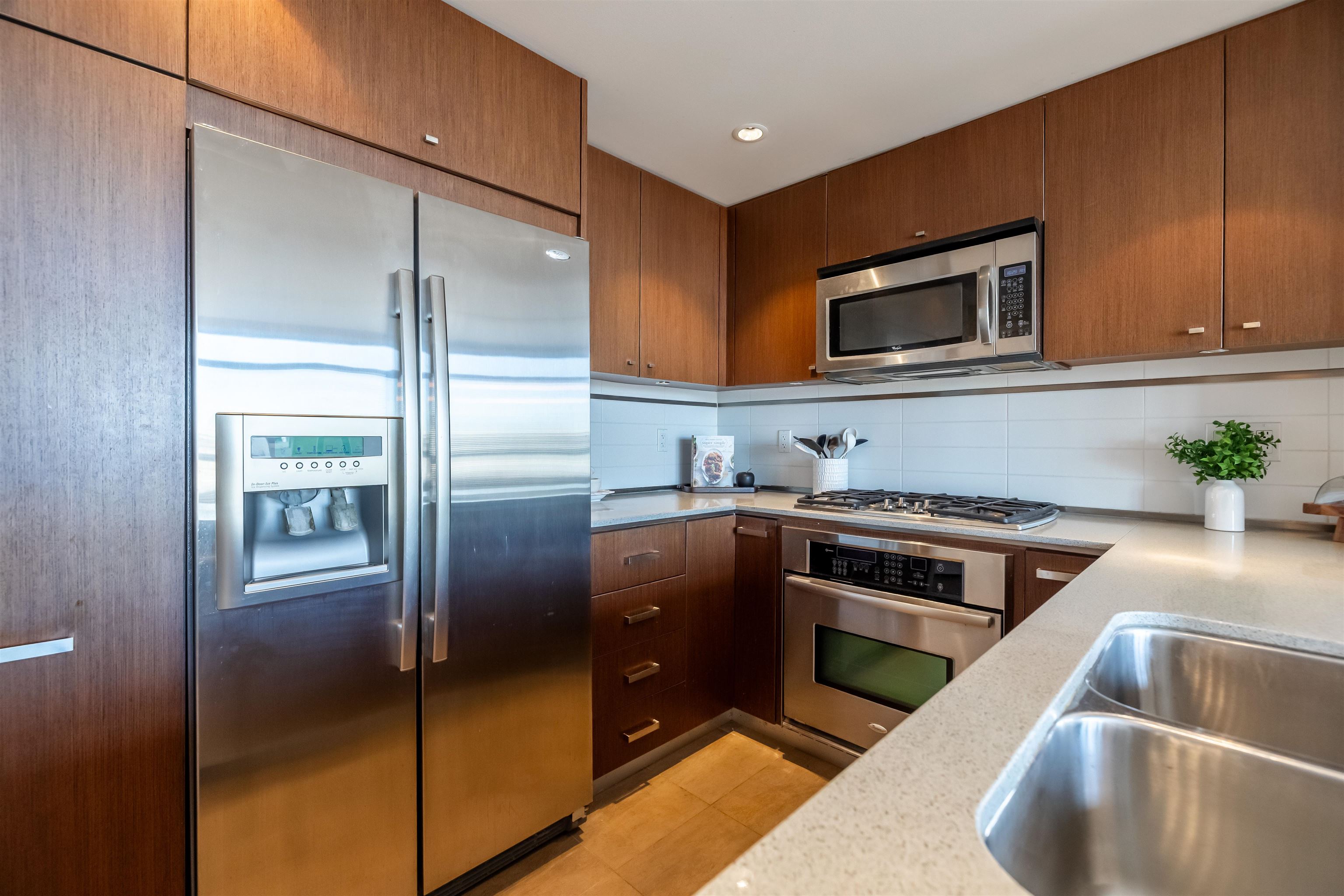 2950 King George Boulevard 402
