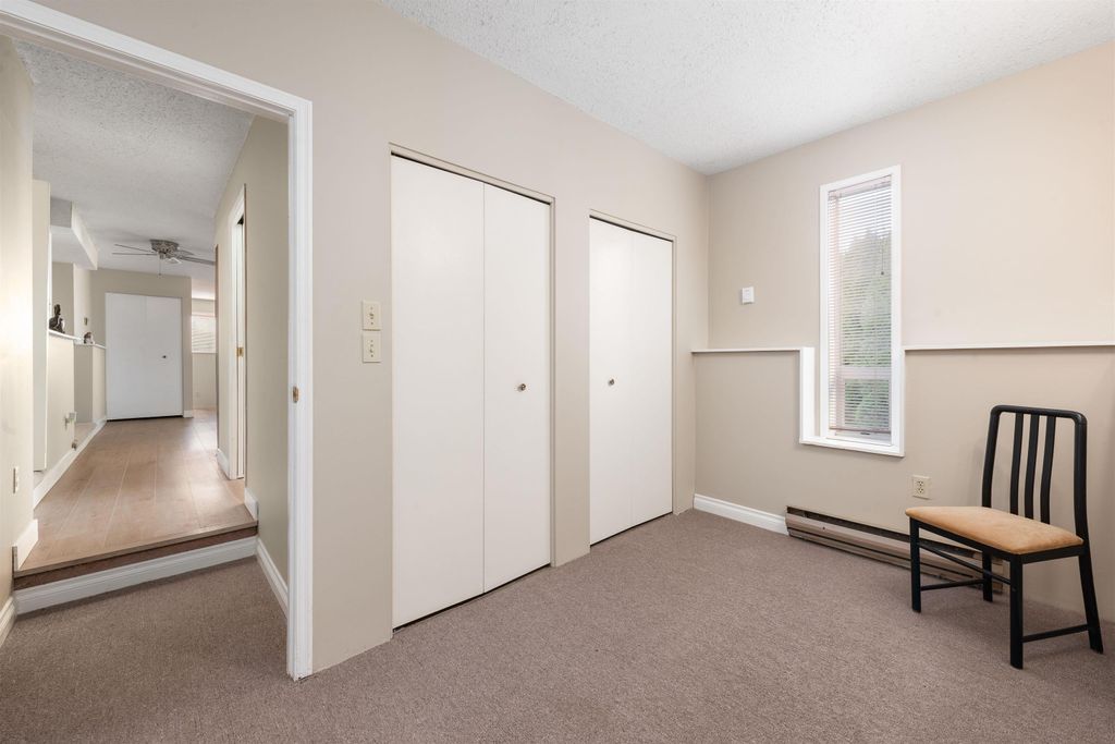 listing image 1103819384130769401