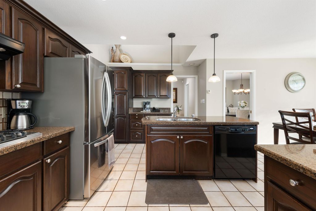 listing image 1108631697806628466