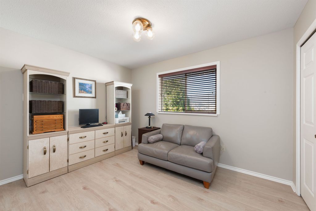 listing image 1108809885413337295