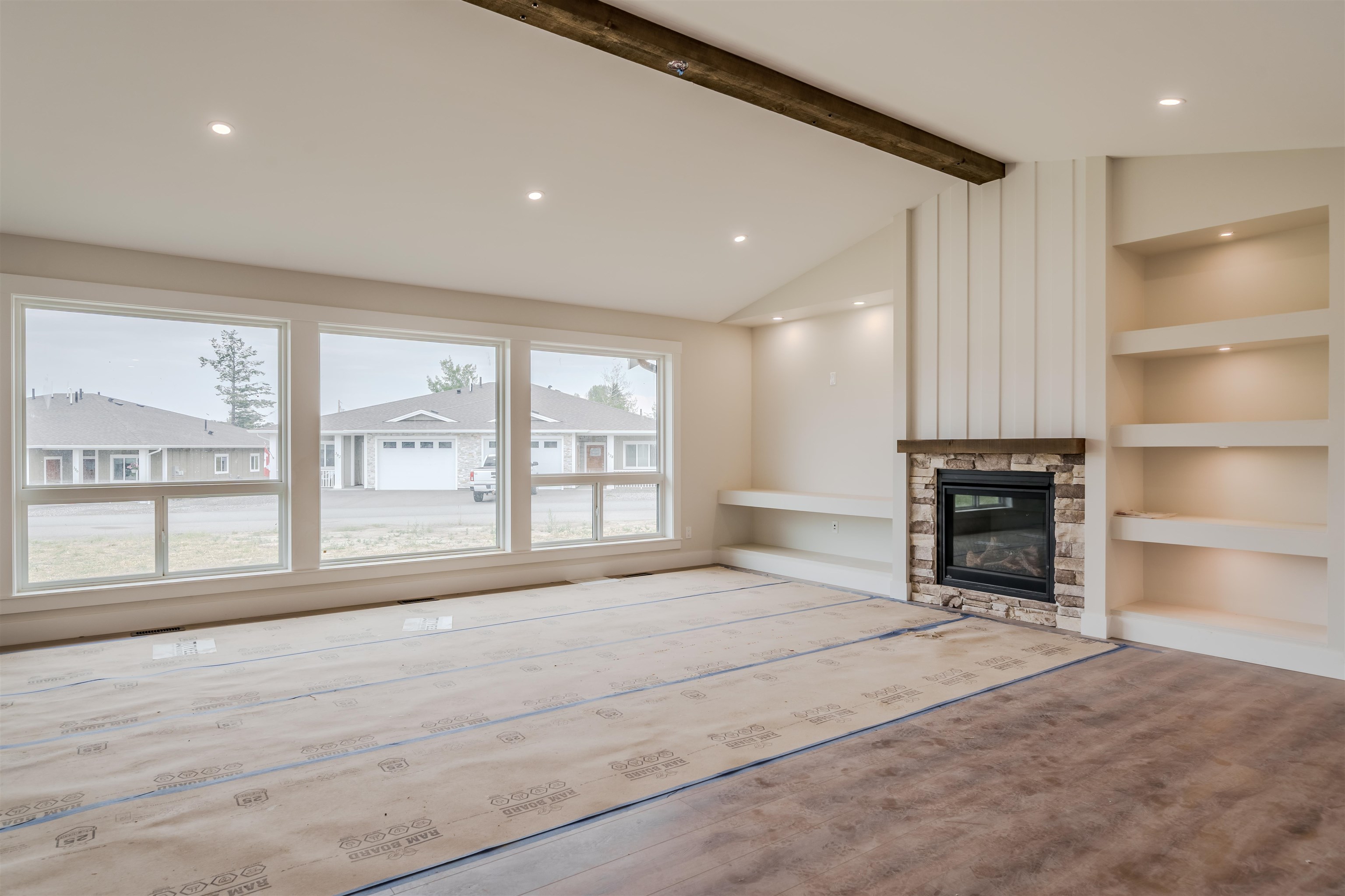 345 Sandhill Crescent