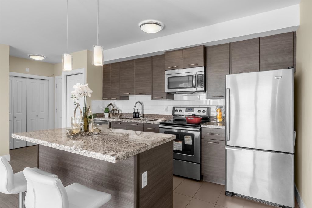 listing image 1106287774961873535