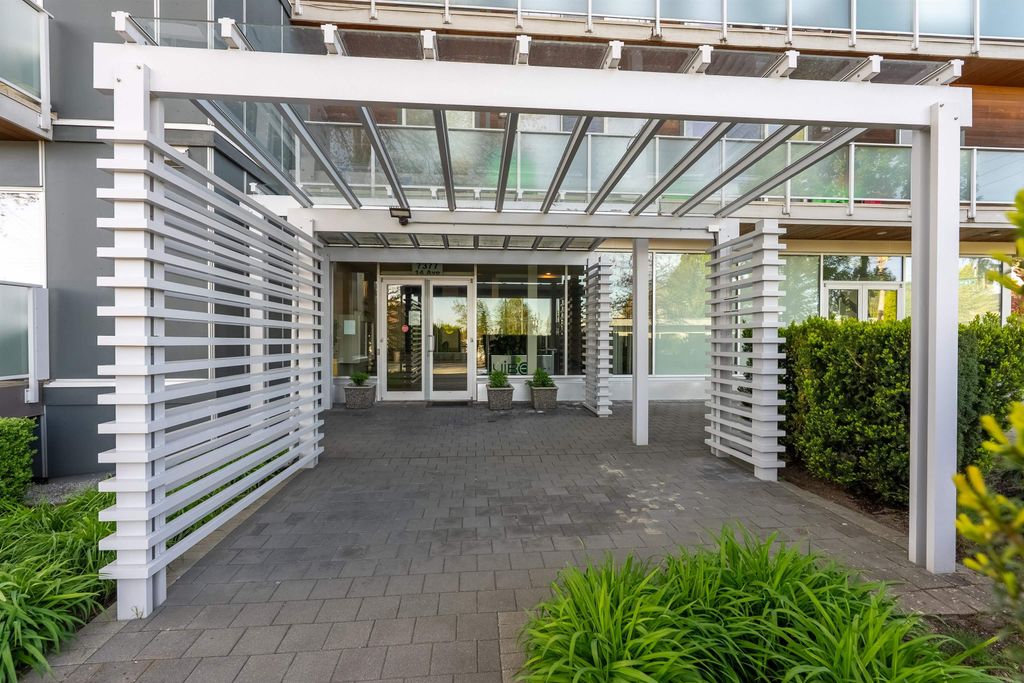 listing image 1105102502736137722