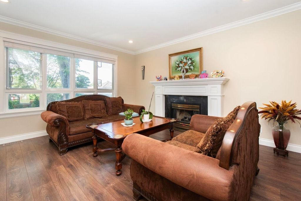 listing image 1108898507611925549