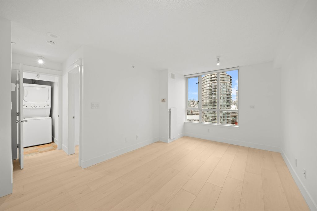 listing image 1106275934712212324
