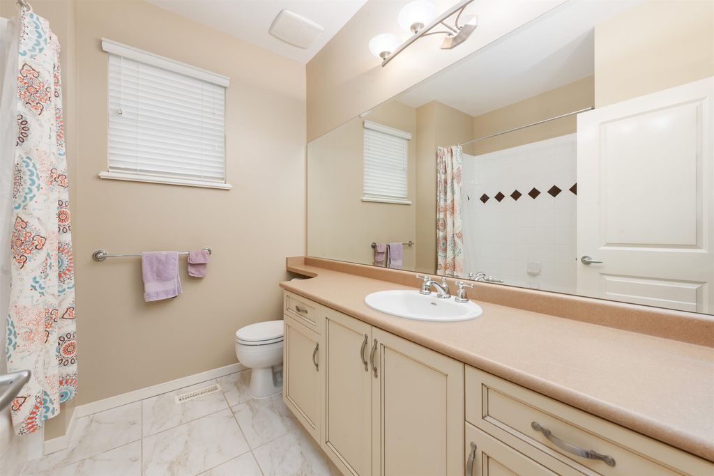listing image 1106675044580348380