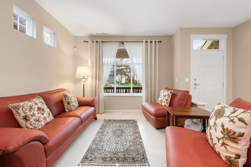 listing image 1103681083539895316