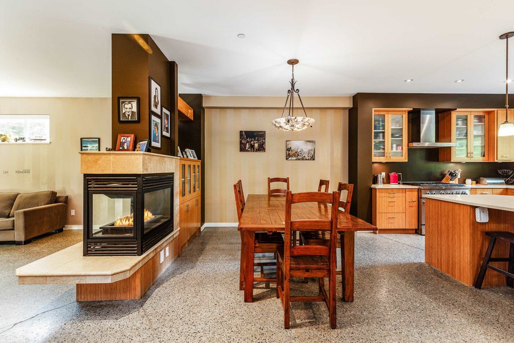 listing image 1103151497853876724