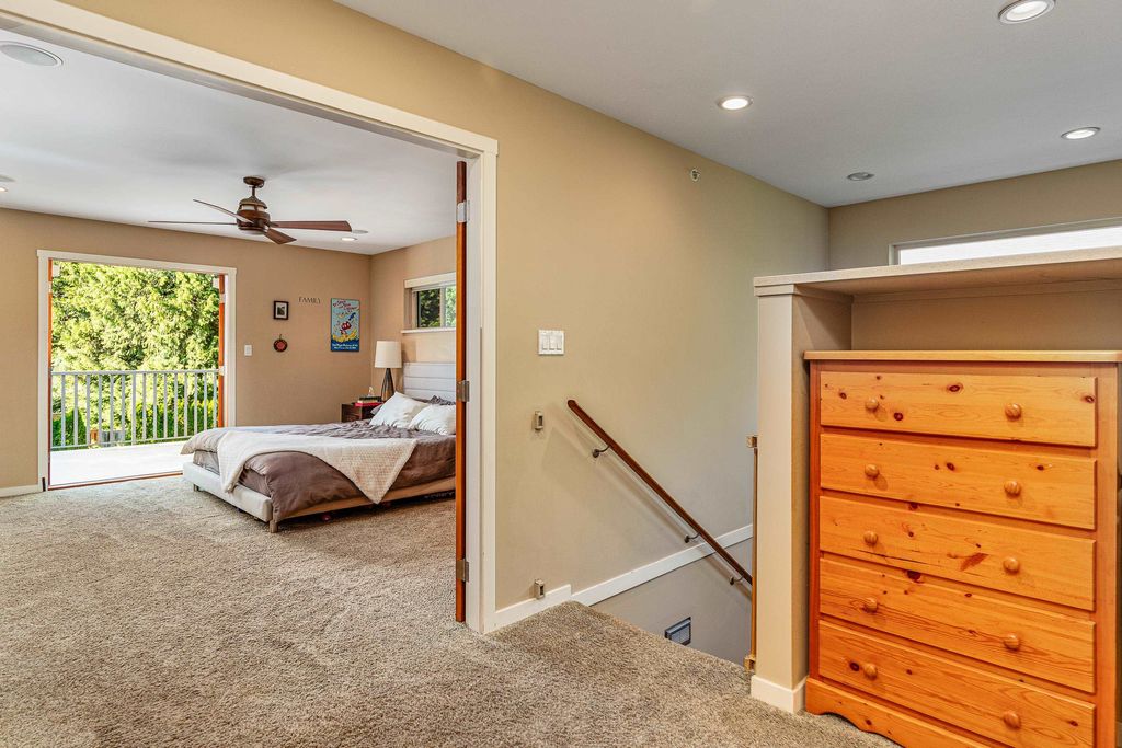 listing image 1109278463979969931