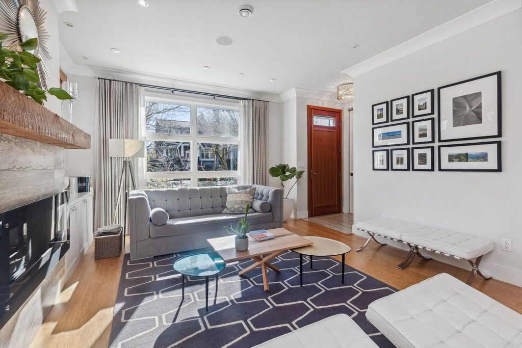 listing image 1107962376069441585