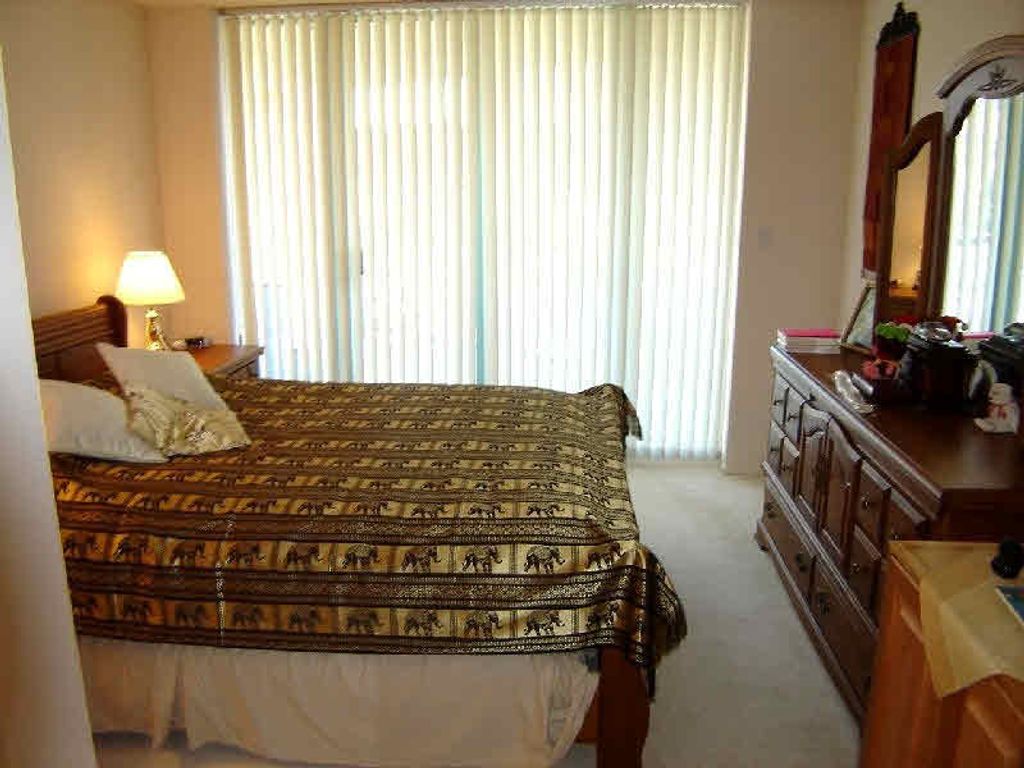 listing image 1106997211851511998
