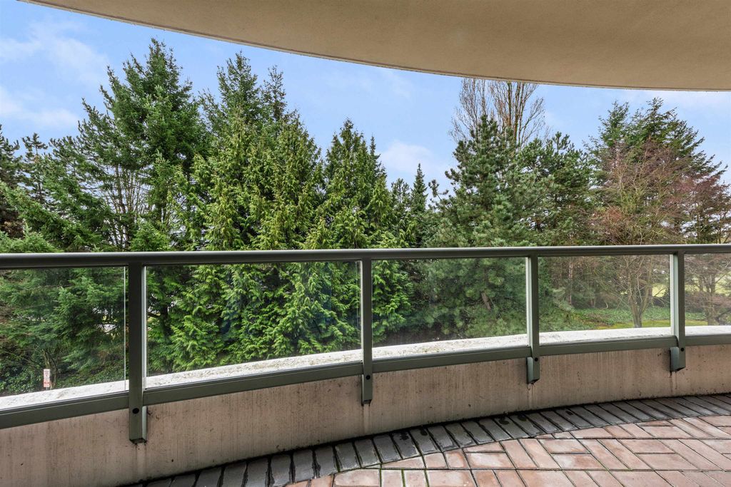 listing image 1105114626111592647