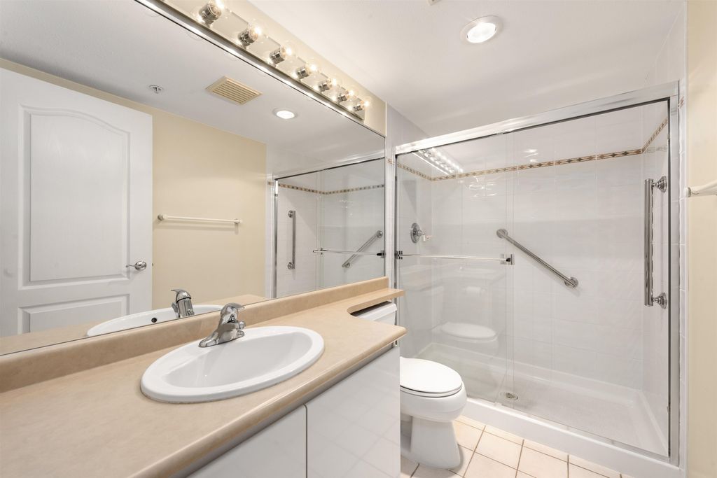 listing image 1100830906344601186