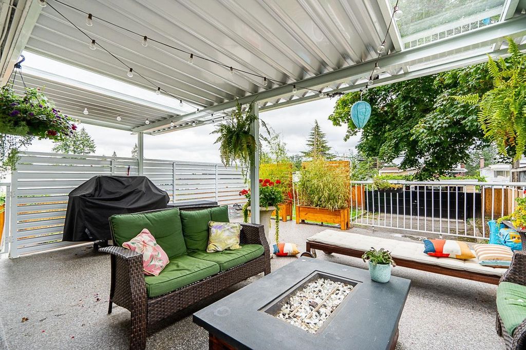 listing image 1108424195317282117