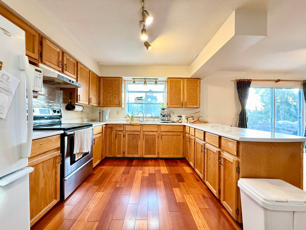 Photo of 18572 76 Avenue, Surrey, BC V4N 3G5 (MLS # R3131646)