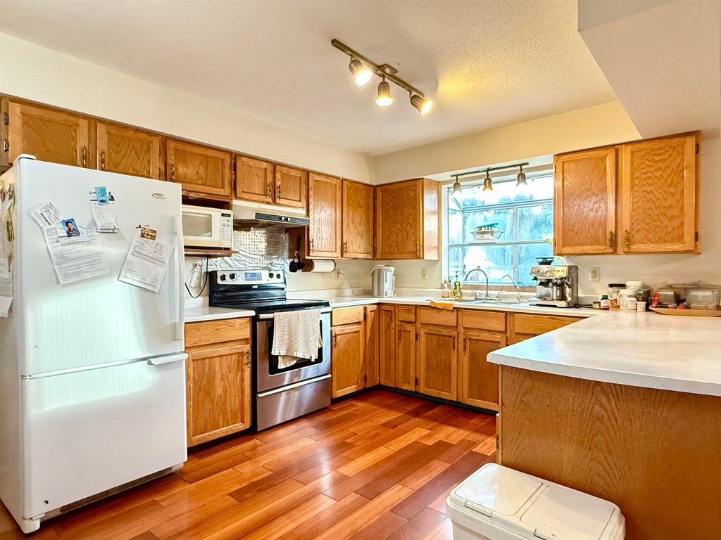 Photo of 18572 76 Avenue, Surrey, BC V4N 3G5 (MLS # R3131646)
