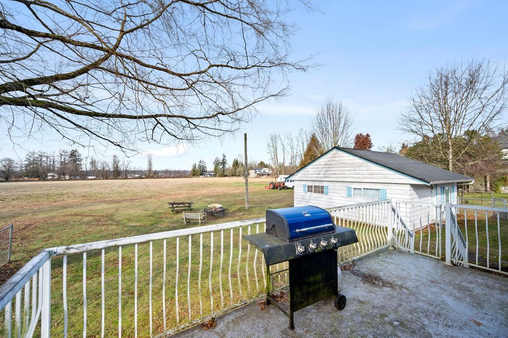 listing image 1104634994998976352