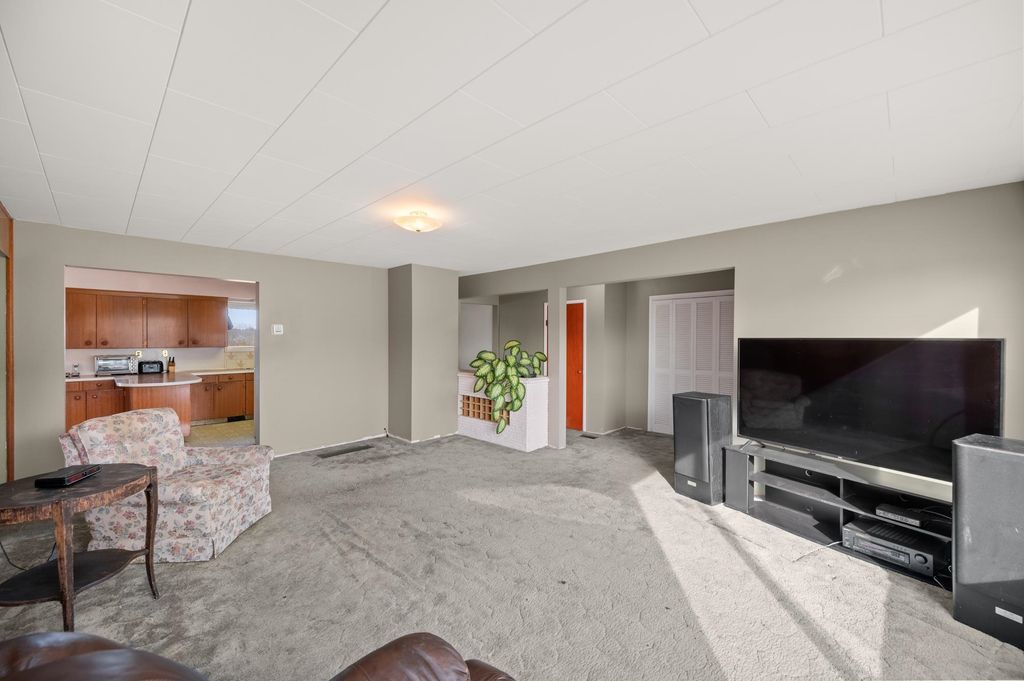 listing image 1104352488596688284