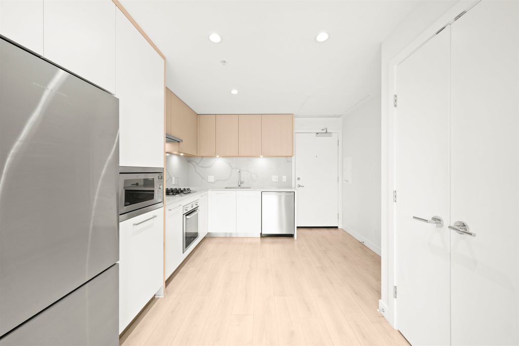 listing image 1106478314932393580