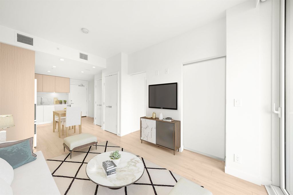 listing image 1105025895107140487