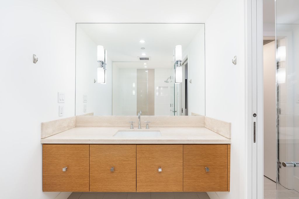 listing image 1106837798996259148