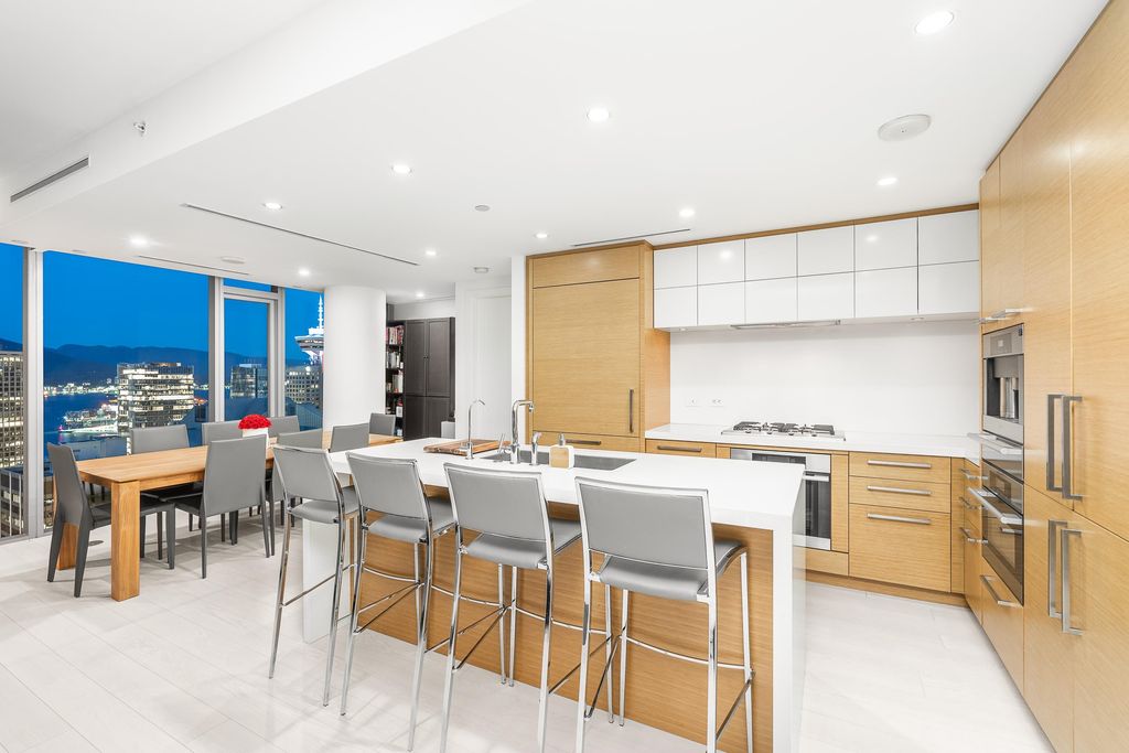 listing image 1103976568511516746