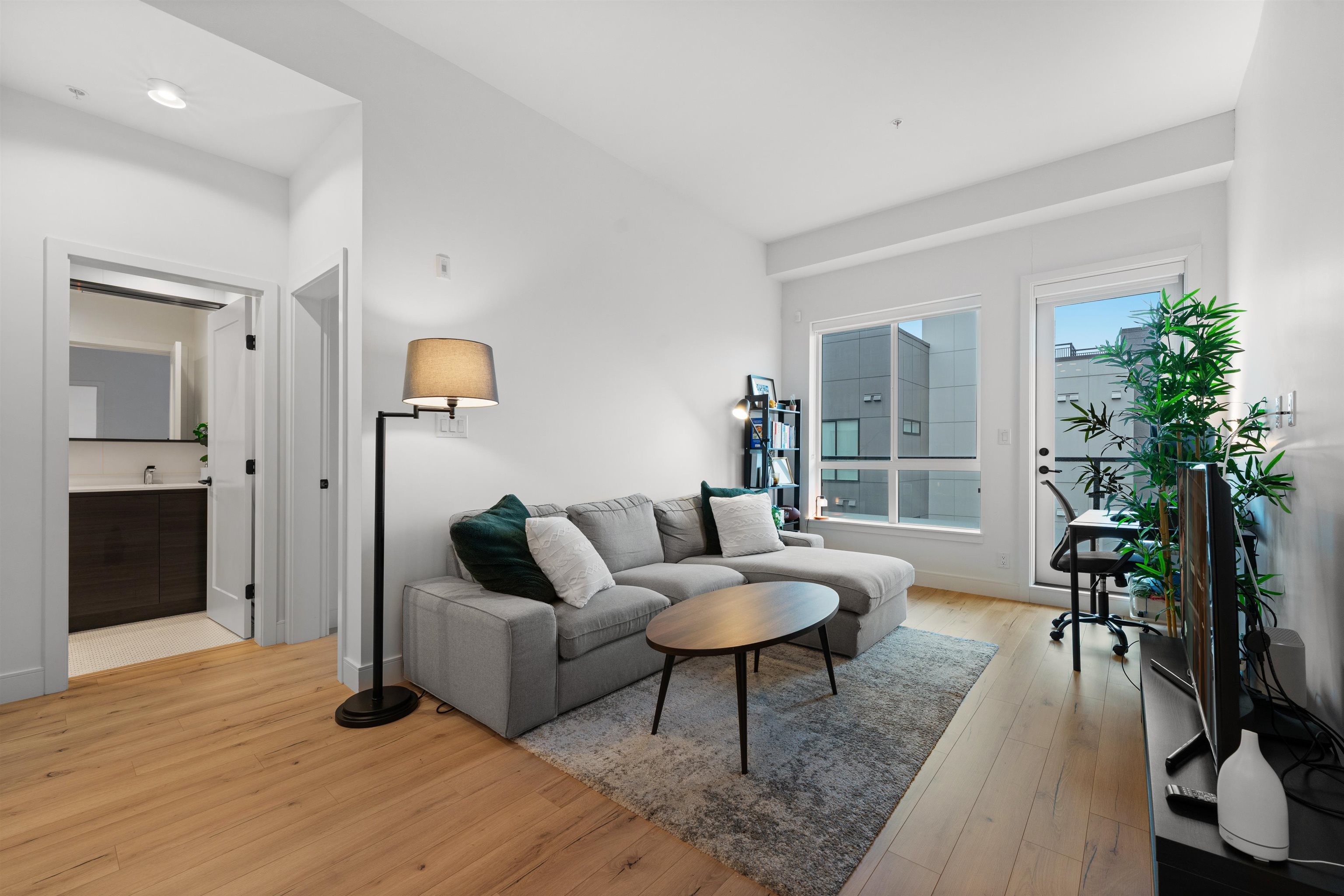 3131 Murray Street 621