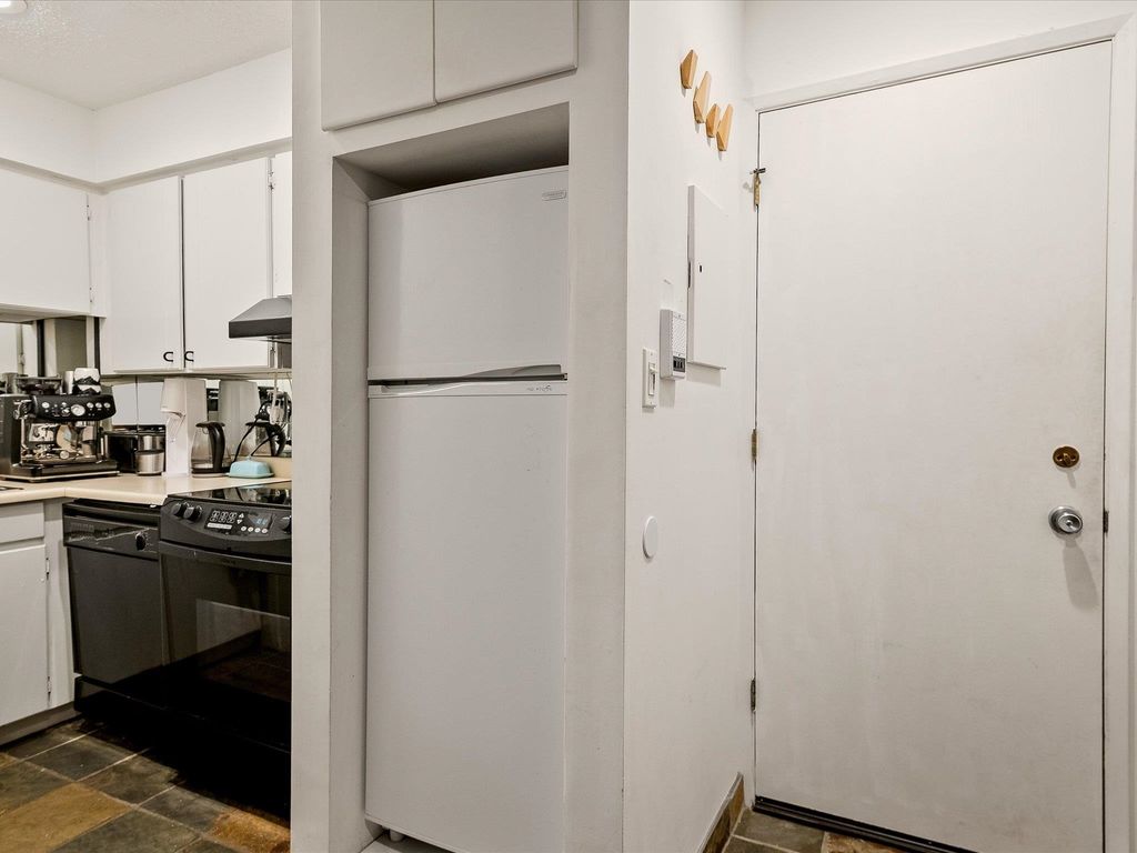 listing image 1101784194073931993