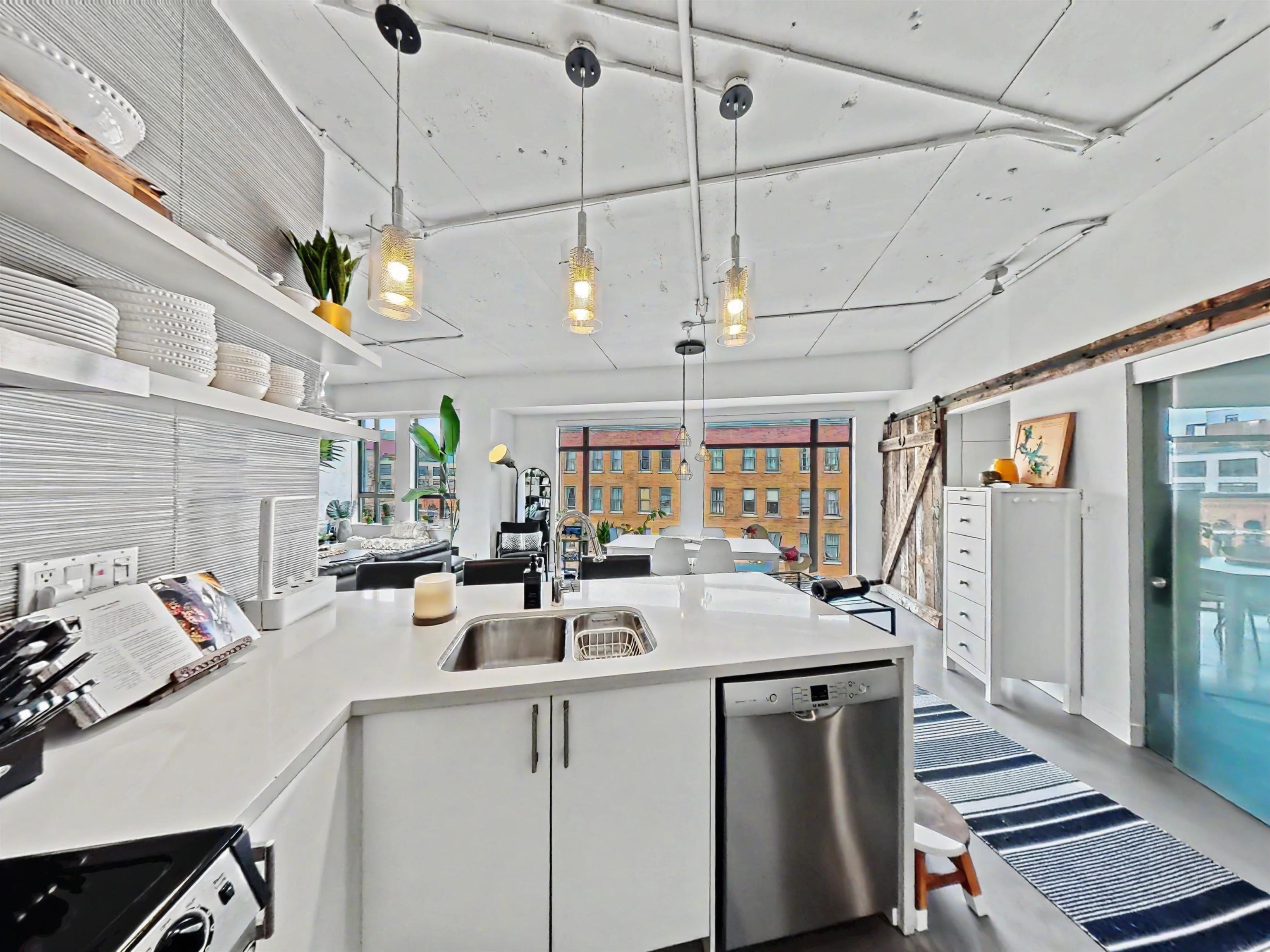 28 Powell Street 501