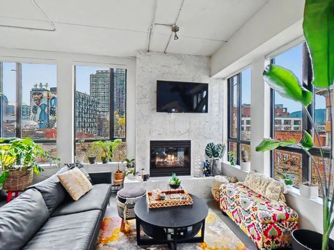 28 Powell Street 501 Vancouver BC V6A 1E7