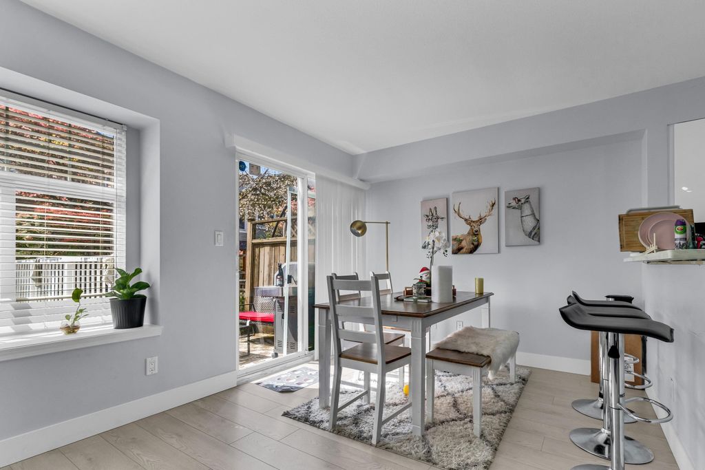 listing image 1104666342725607451