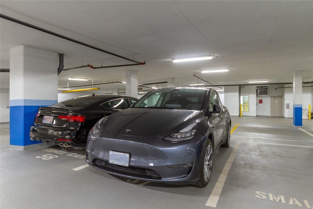 listing image 1107047365891610296