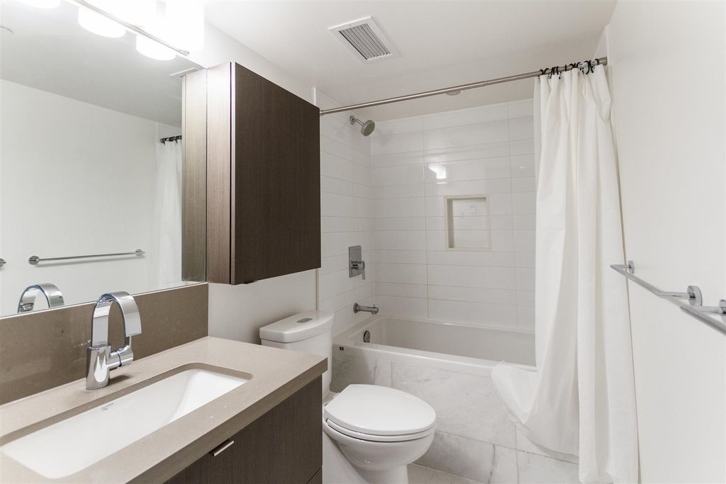 listing image 1107076519089440060