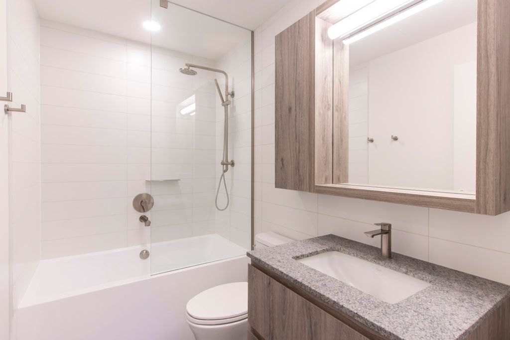 listing image 1105254336233556516