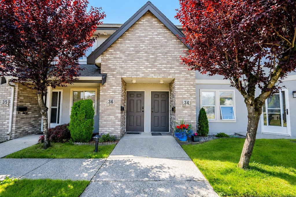 Photo of 8533 Broadway Street #36, Chilliwack, BC V2P 5V4 (MLS # R3171787)