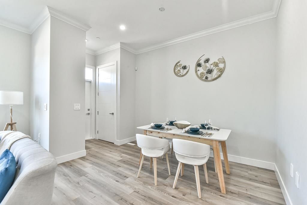 listing image 1108246167769430136
