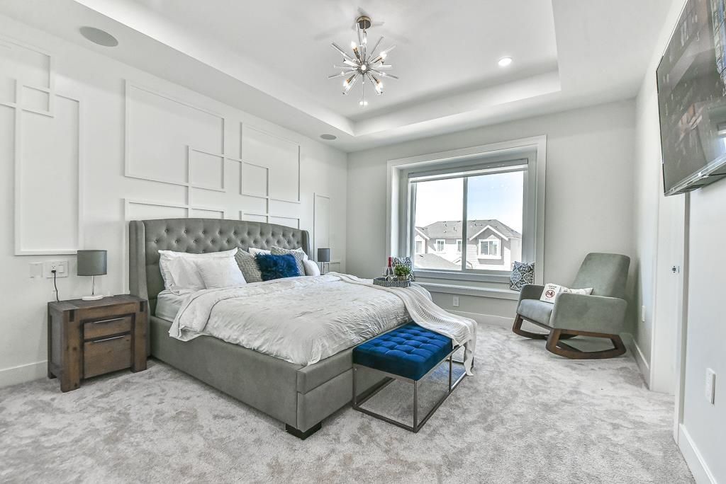 listing image 1109118336296256585