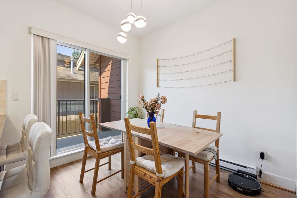 listing image 1105224481825345555