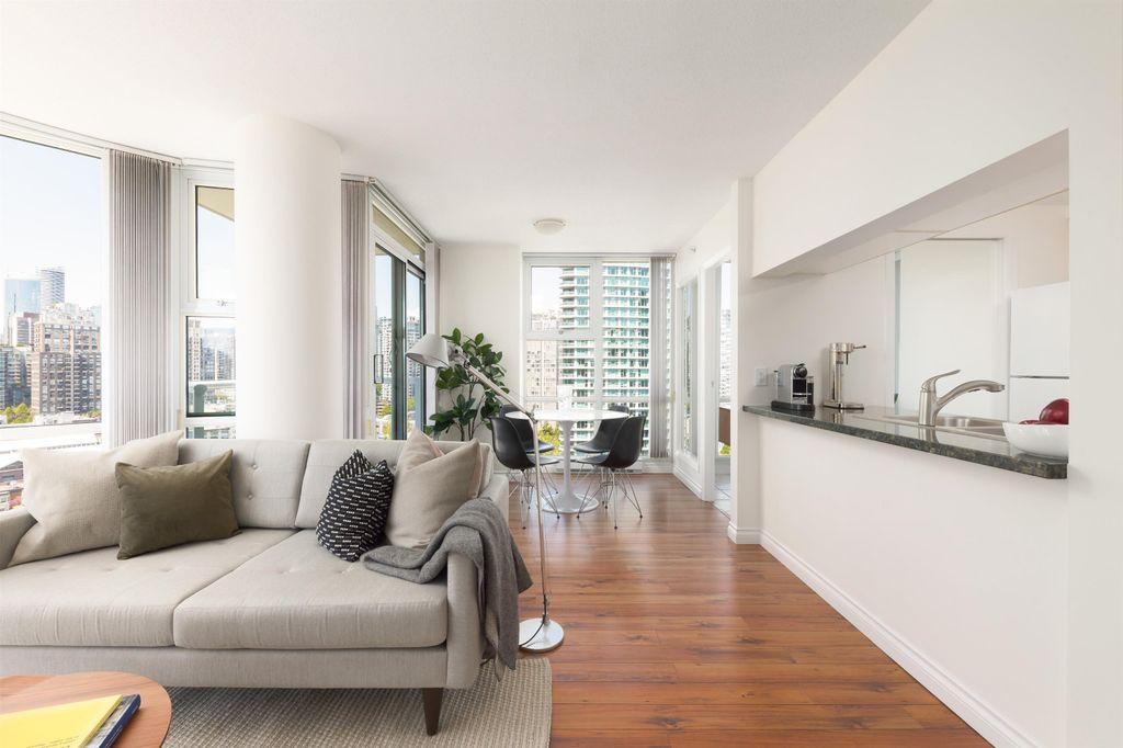 listing image 1102916851747554063