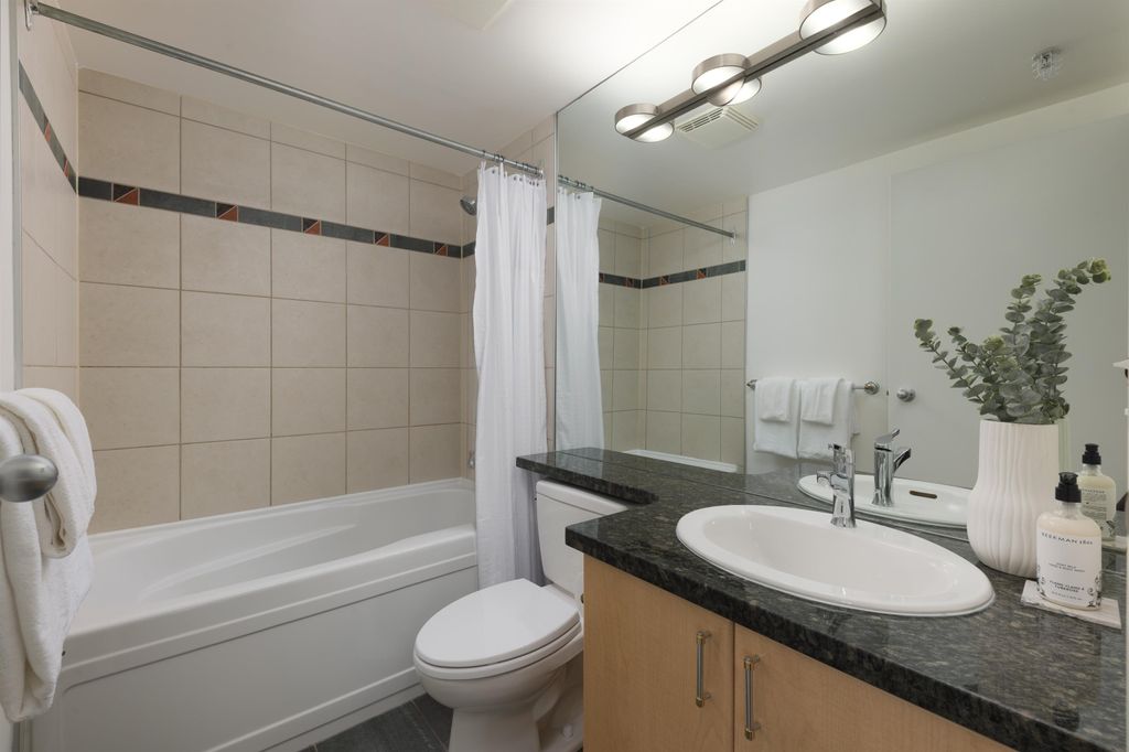 listing image 1100283248949384576