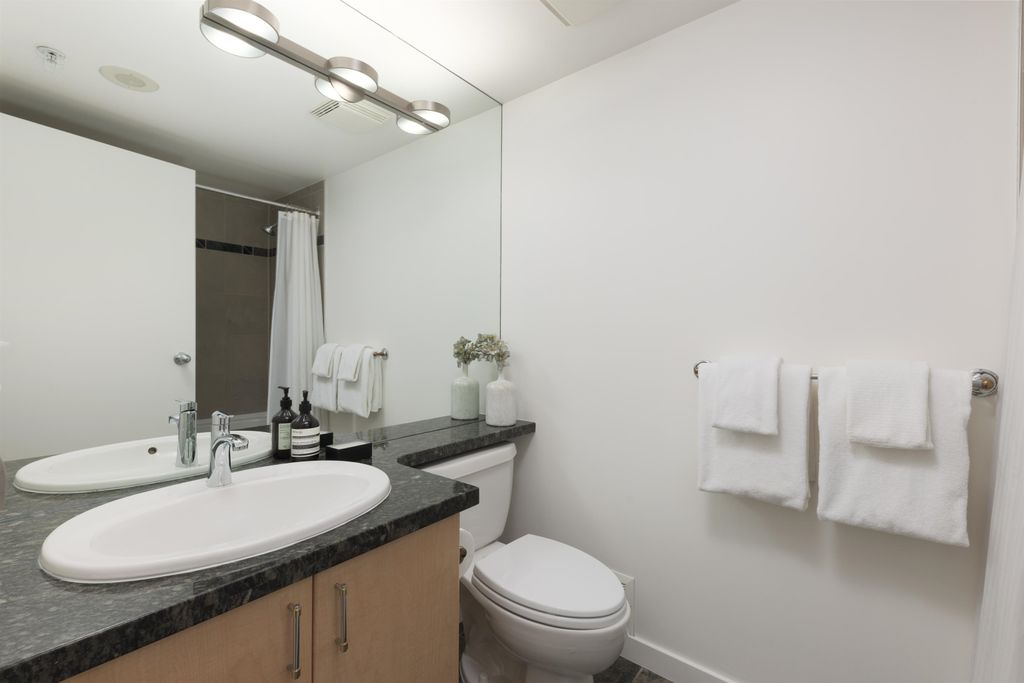 listing image 1100648417025969044