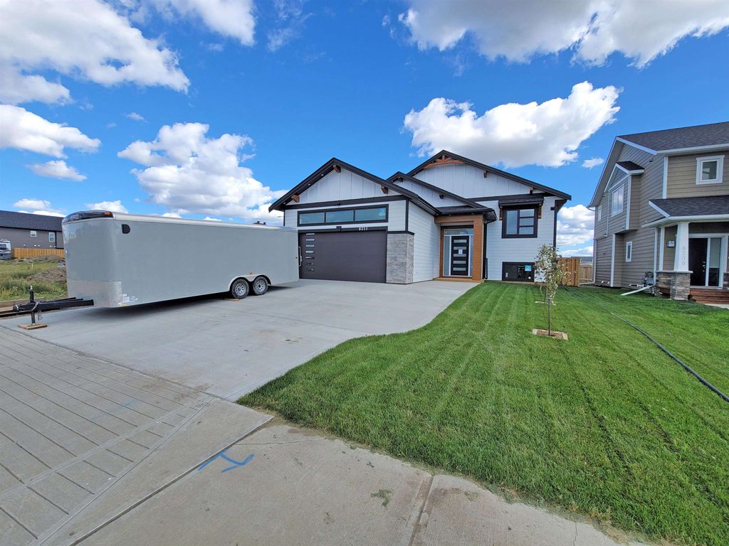 listing image 1109204176119907323