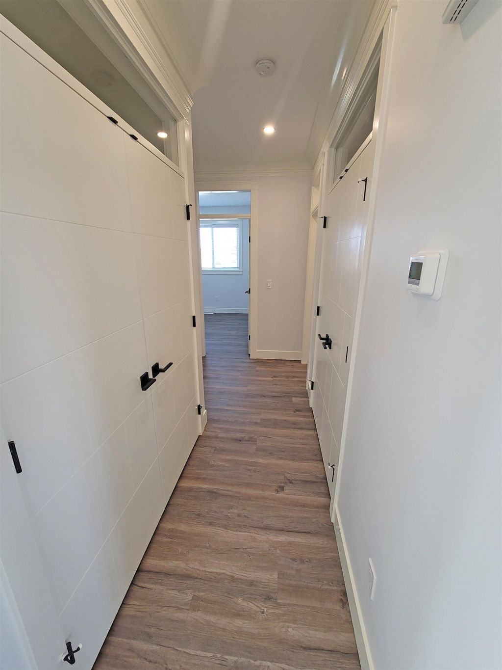 listing image 1109803916320134179