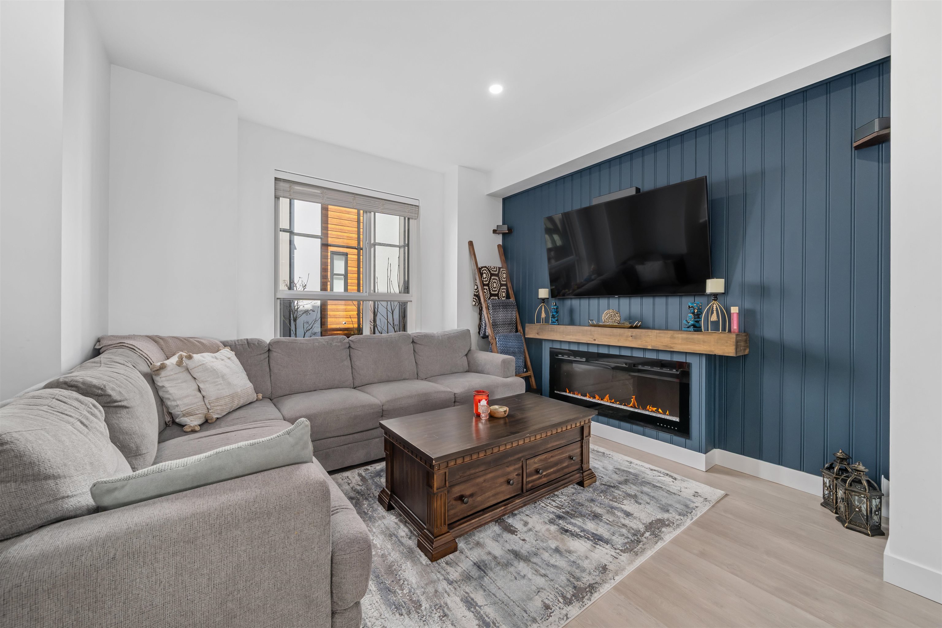 19760 55 Avenue 49