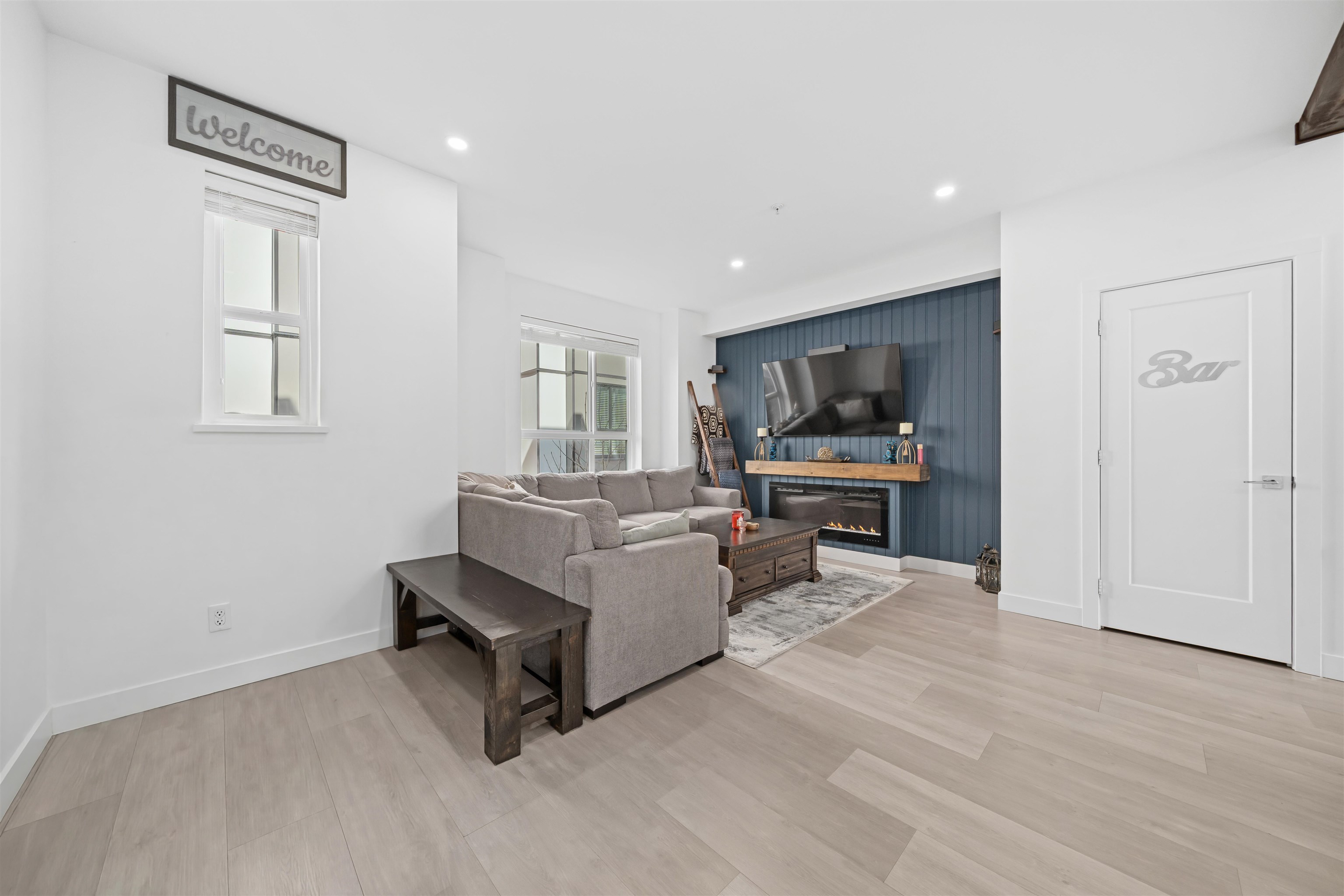 19760 55 Avenue 49