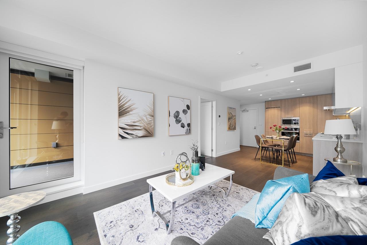 3280 Corvette Way 806