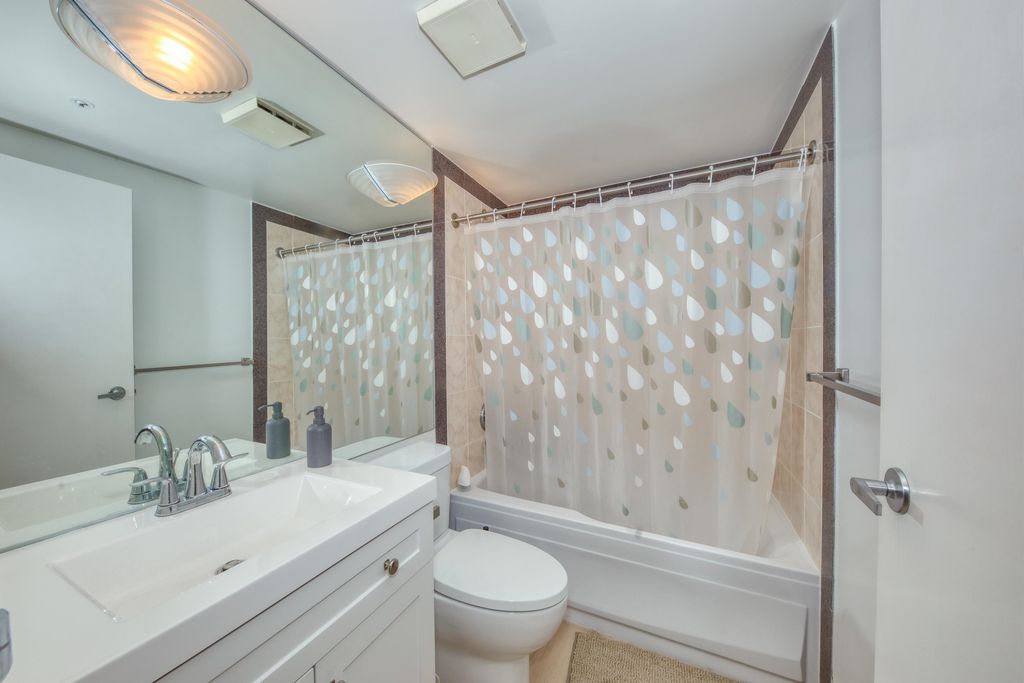 listing image 1109554015209451063