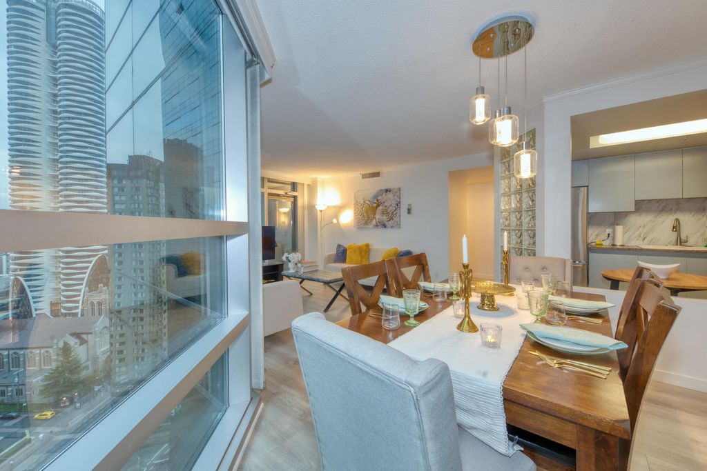 listing image 1105073690169216673