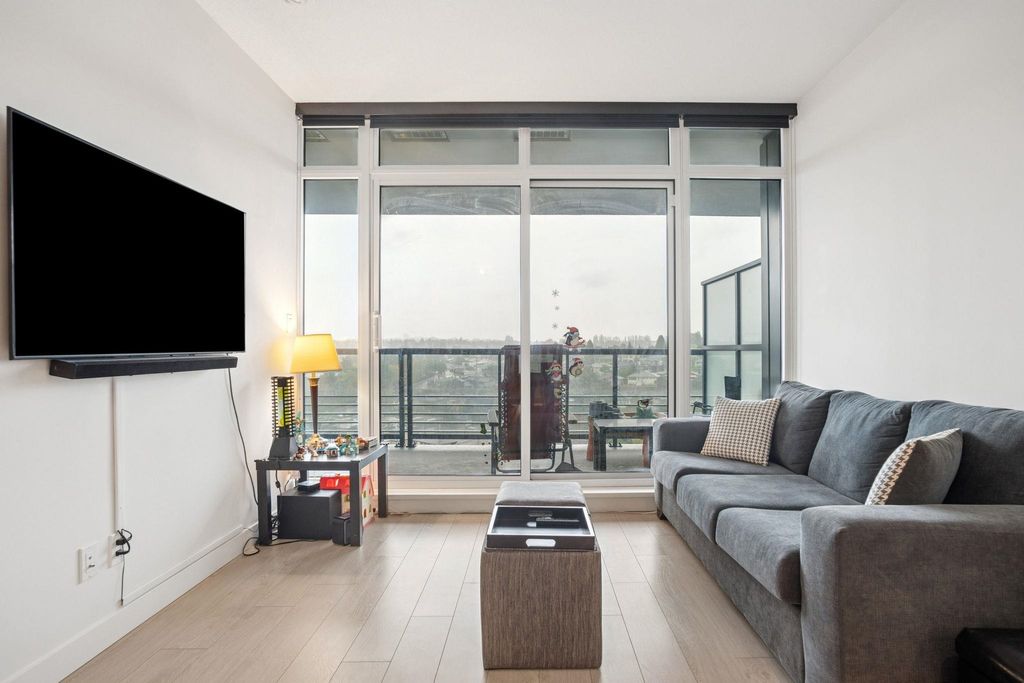 listing image 1107546263992984407